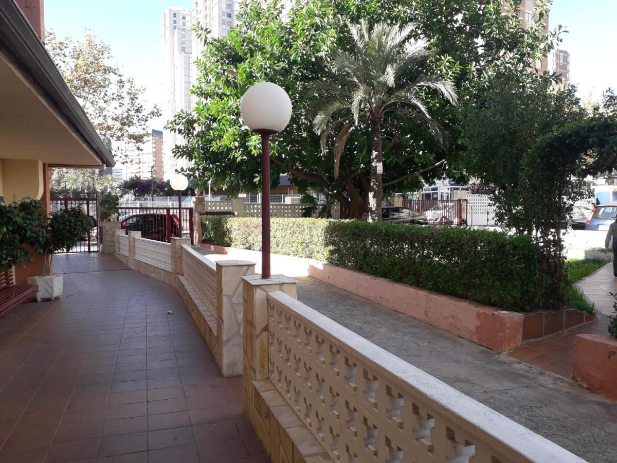 Moderno Apartamento Zona Playa De Levante Бенідорм Екстер'єр фото
